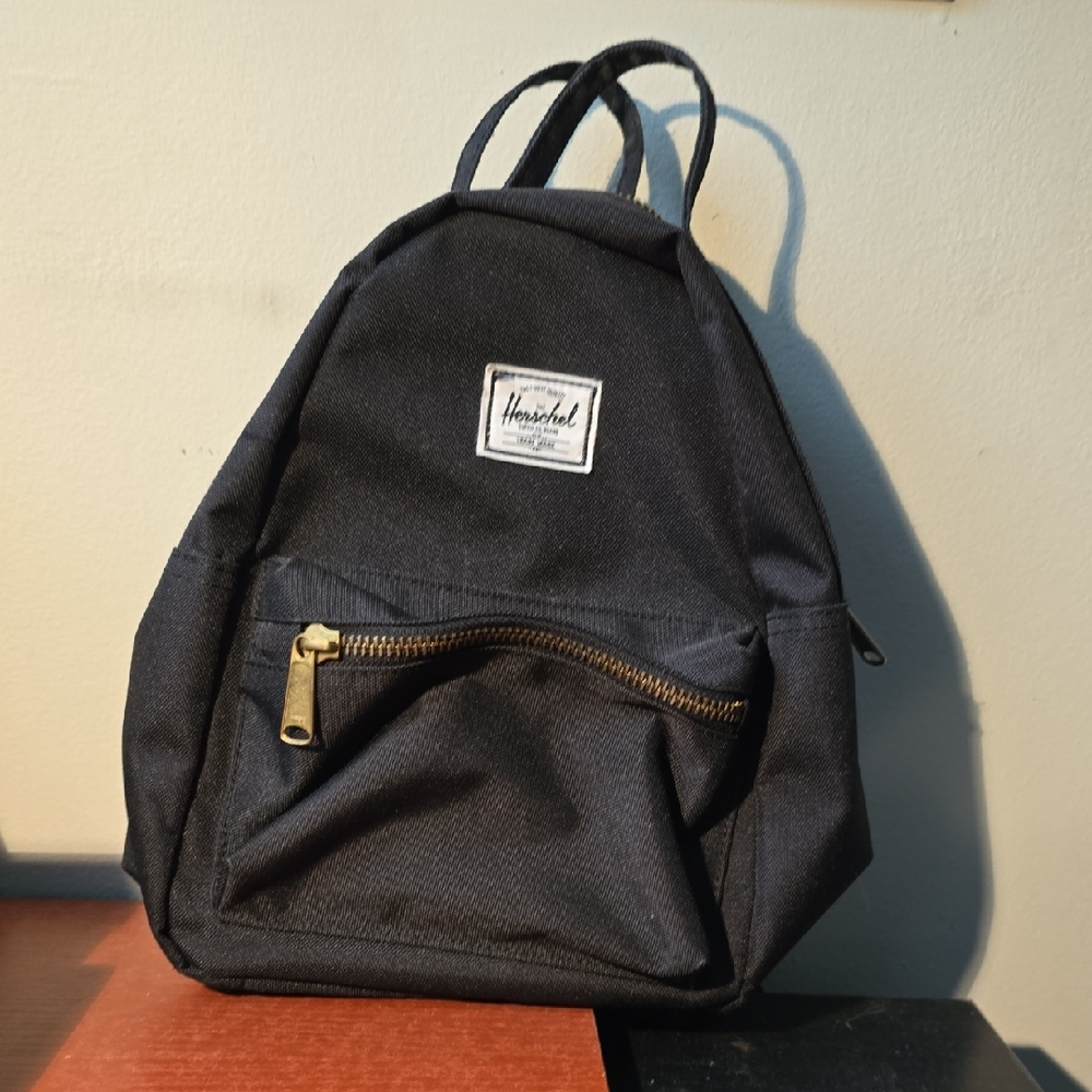 Herschel Supply Company Classic Black mini Backpack